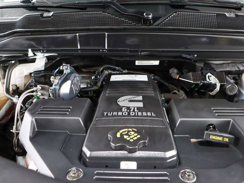 Used 2023 RAM 2500 Big Horn w/ Level 1 Equipment Group image 32