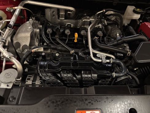 Used 2024 Mitsubishi Outlander SE image 24