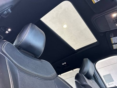 Used 2020 Ford Explorer ST w/ ST Street Pack AWD/4WD image 17