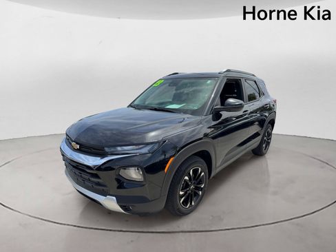 Used 2023 Chevrolet TrailBlazer LT w/ Convenience Package FWD image 7