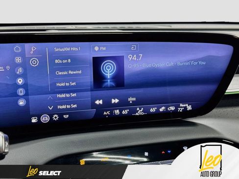 Used 2025 Buick Enclave Avenir w/ Super Cruise Package AWD/4WD image 18
