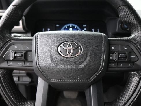 Certified 2024 Toyota Tacoma SR5 AWD/4WD image 27