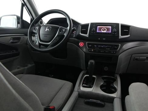 Used 2016 Honda Pilot LX image 10