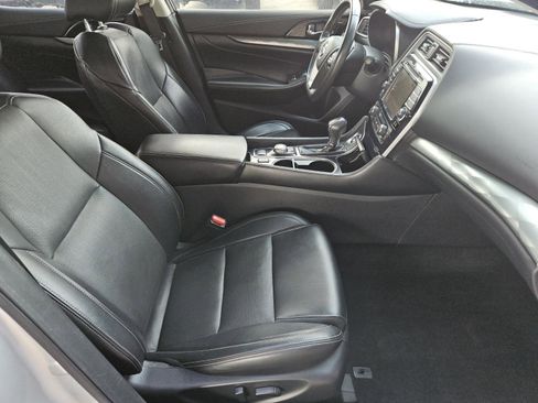 Used 2021 Nissan Maxima 3.5 SV w/ Floor Mat Group FWD image 27