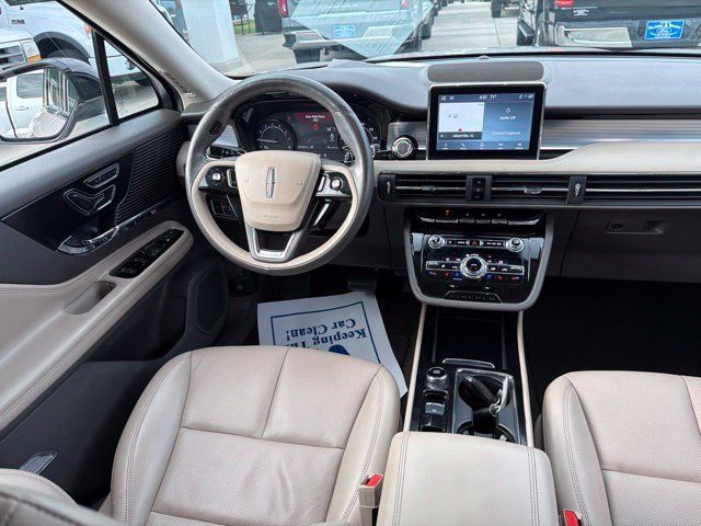 Used 2022 Lincoln Corsair FWD w/ Premium Package image 14