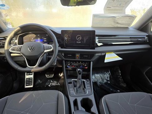 New 2025 Volkswagen Jetta Sport image 9