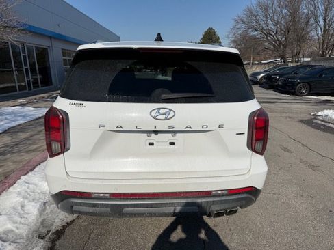 Used 2023 Hyundai Palisade Limited image 4