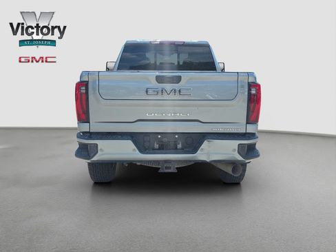 Used 2024 GMC Sierra 2500 Denali Ultimate w/ Max Trailering Package AWD/4WD image 16