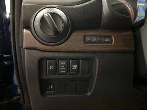 Used 2016 Nissan Titan Platinum Reserve image 21