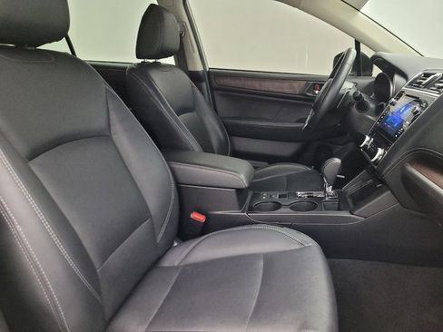 Used 2019 Subaru Outback 3.6R Limited w/ Popular Package #2 AWD/4WD image 21