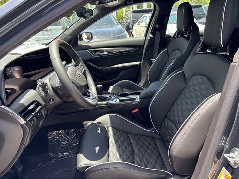 New 2026 Cadillac CT5 V Blackwing w/ Carbon Fiber 2 Package RWD image 9