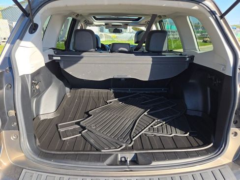 Used 2018 Subaru Forester 2.5i Touring AWD/4WD image 15