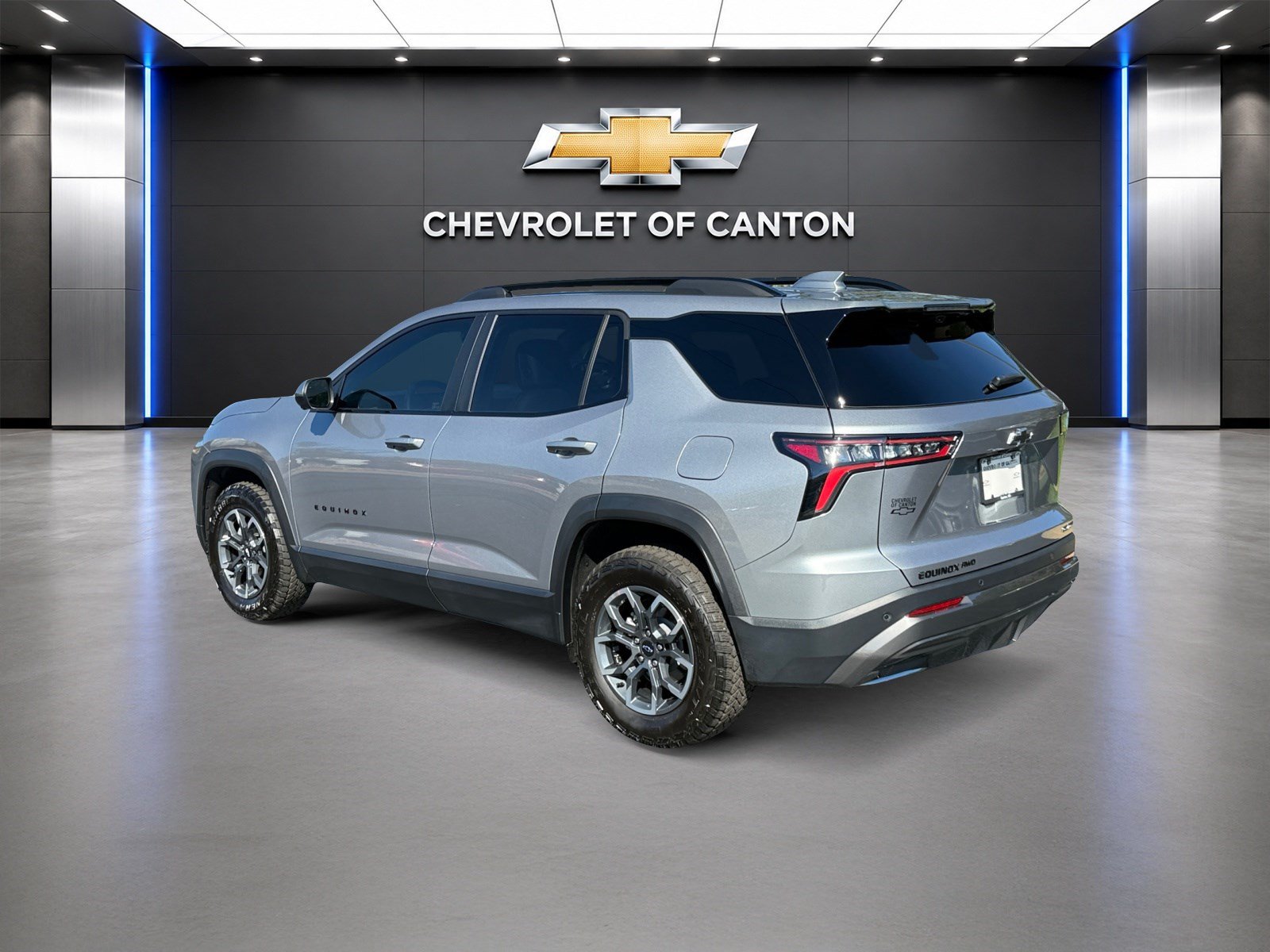 Used 2025 Chevrolet Equinox ACTIV w/ Safety and Technology Package AWD/4WD image 7