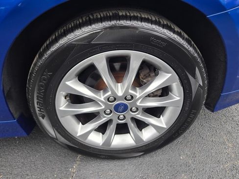 Used 2017 Ford Fusion SE FWD image 42