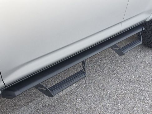 Used 2018 Toyota 4Runner TRD Off-Road Premium image 5