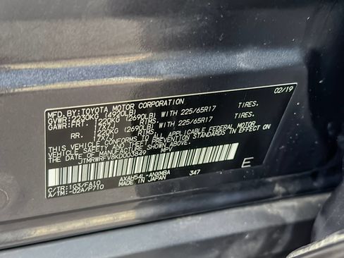 Used 2019 Toyota RAV4 XLE w/ Convenience Package AWD/4WD image 27
