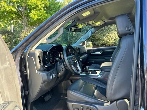 Used 2023 GMC Sierra 1500 SLT w/ SLT Premium Plus Package RWD image 29