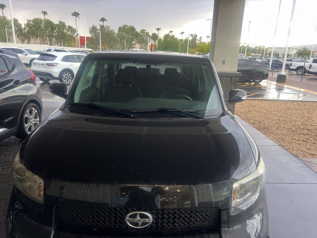 Used 2009 Scion xB FWD image 2