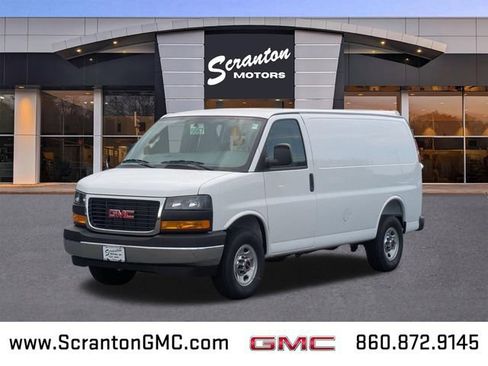 New 2026 GMC Savana 2500 w/ Chrome Appearance Package RWD image 1