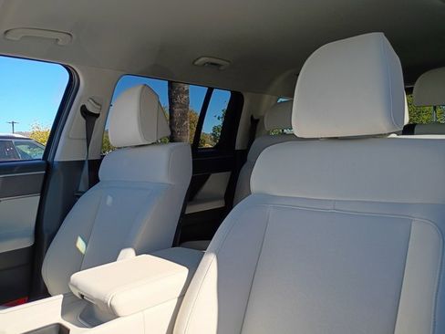 New 2026 Hyundai Santa Fe SE image 15