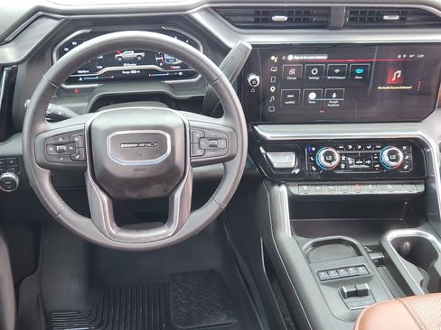 Used 2025 GMC Sierra 2500 Denali Ultimate w/ Max Trailering Package AWD/4WD image 27