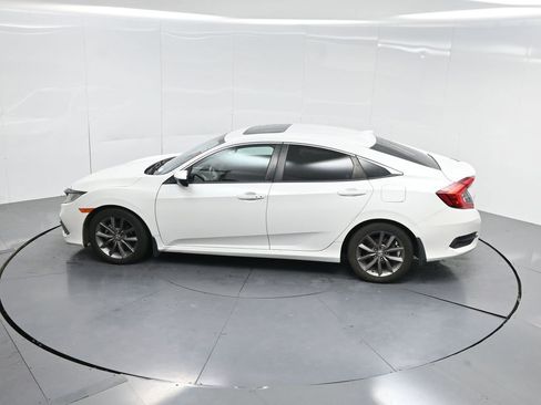 Used 2020 Honda Civic EX image 45