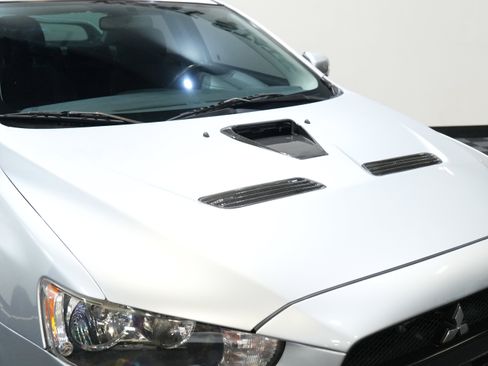 Used 2015 Mitsubishi Lancer Evolution GSR image 12