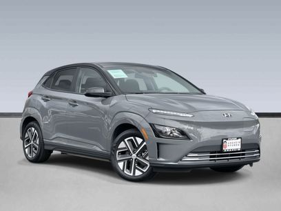 Used 2023 Hyundai Kona SE w/ Cargo Package