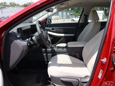 Used 2025 Hyundai Sonata SE image 7