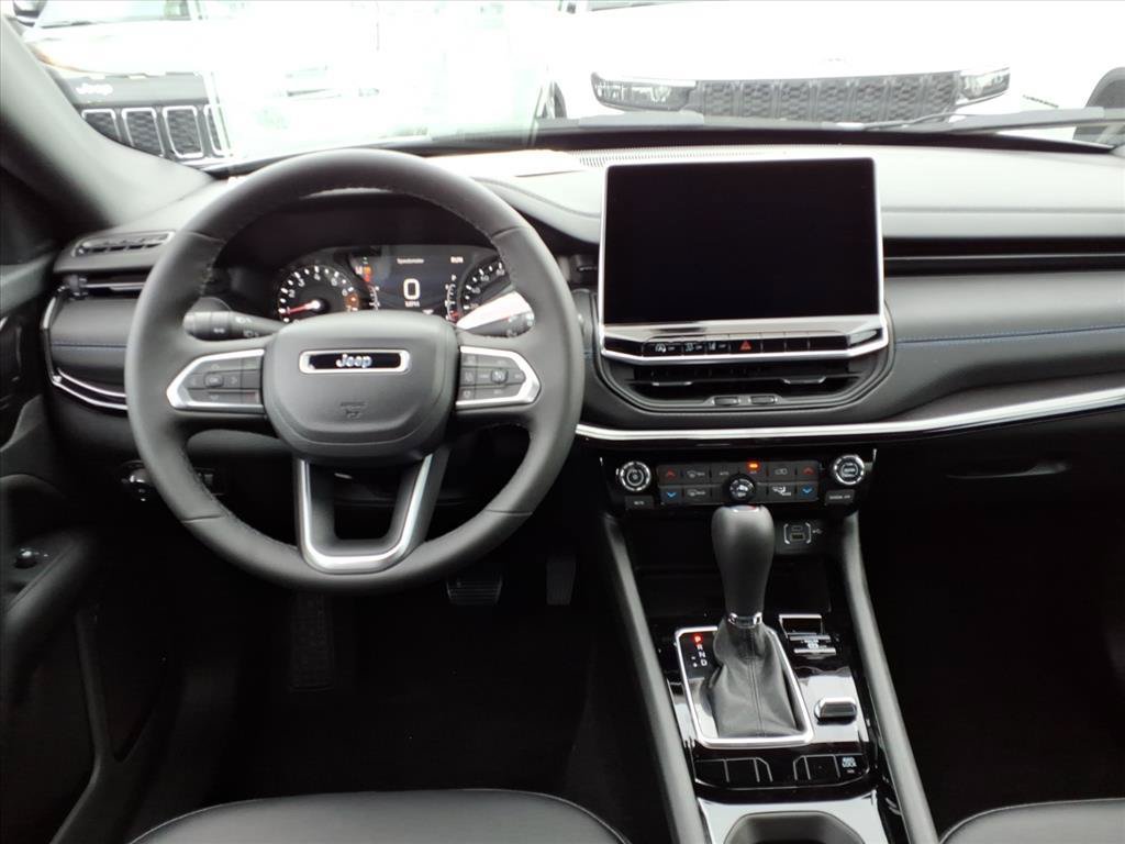 New 2026 Jeep Compass Latitude w/ Quick Order Package 29K AWD/4WD image 13