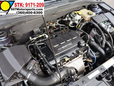 Used 2015 Chevrolet Cruze LT image 24