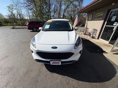 Used 2020 Ford Escape SE AWD/4WD image 3