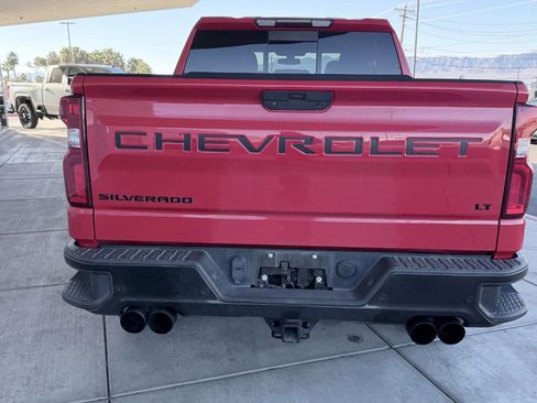 Used 2020 Chevrolet Silverado 1500 LT Trail Boss image 4