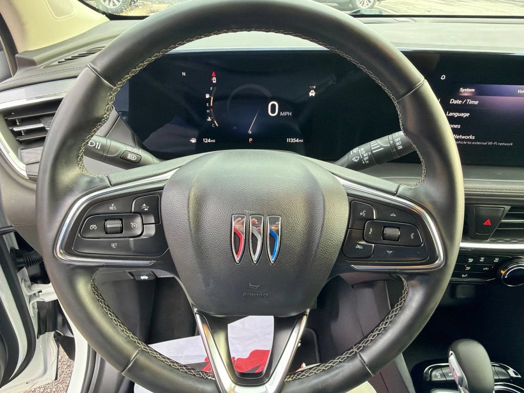 Used 2025 Buick Encore GX Preferred AWD/4WD image 20