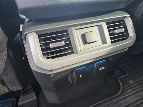 Certified 2024 Ford F150 Lariat w/ FX4 Off-Road Package image 10