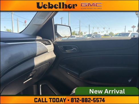 Used 2015 GMC Yukon SLT w/ HD Trailering Package AWD/4WD image 37