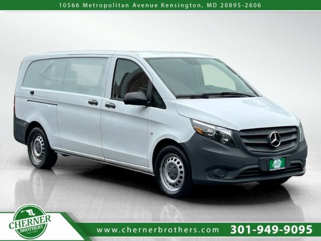 Used 2019 Mercedes-Benz Metris image 1