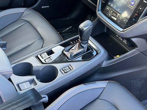 Certified 2025 Subaru Crosstrek 2.5i Limited w/ Crosstrek Mirror Package image 13