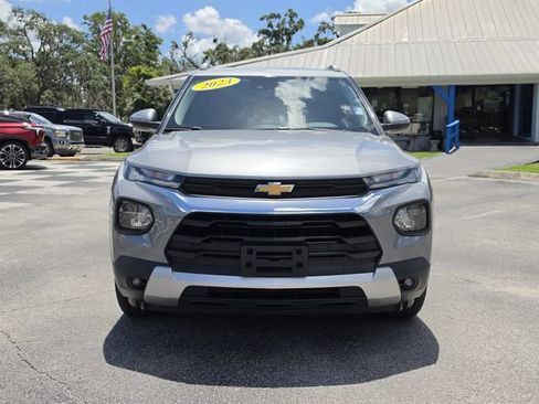 Used 2023 Chevrolet TrailBlazer LT w/ Convenience Package AWD/4WD image 8