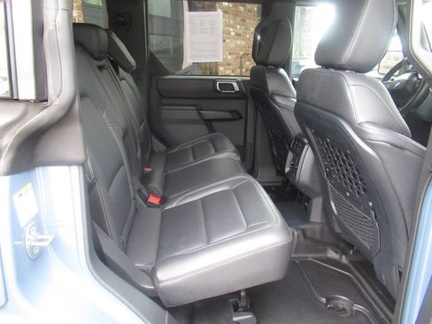 Used 2025 Ford Bronco Badlands AWD/4WD image 8