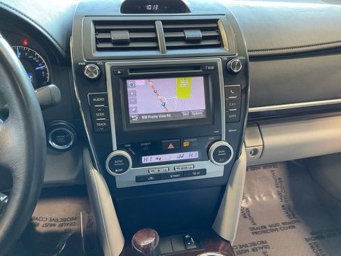 Used 2012 Toyota Camry XLE image 15