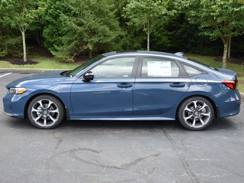 New 2026 Honda Civic Sport Touring image 4