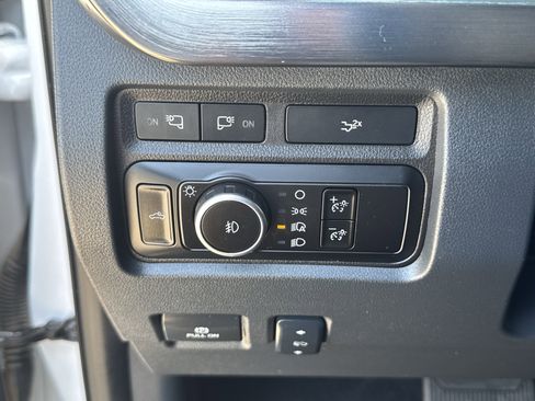 Used 2024 Ford F250 Lariat AWD/4WD image 25