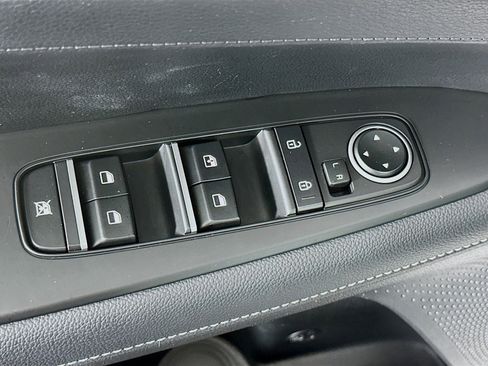 Used 2024 Kia Forte GT-Line image 15