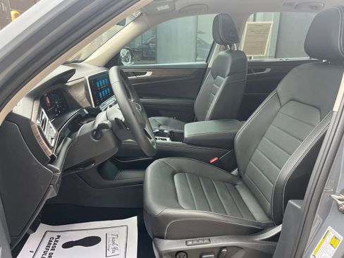 Certified 2026 Volkswagen Atlas SEL AWD/4WD image 31