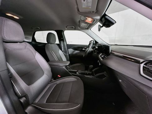 Used 2025 Chevrolet TrailBlazer LT FWD image 29