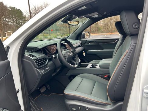 New 2026 GMC Acadia AT4 image 36