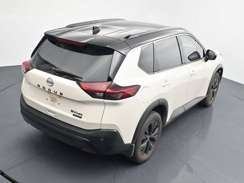 Used 2023 Nissan Rogue SV w/ SV Premium B Package AWD/4WD image 15