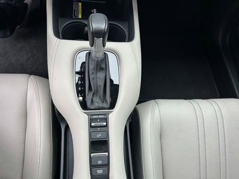 Used 2024 Honda HR-V EX-L image 25