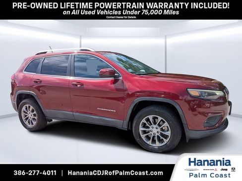 Used 2019 Jeep Cherokee Latitude Plus w/ Comfort/Convenience Group AWD/4WD image 1